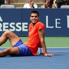 Alcaraz pierde un match-ball antes de tropezar con Paul