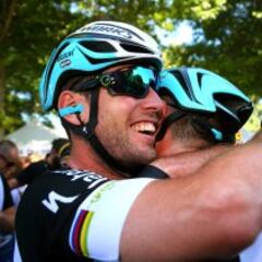 Cavendish decide posponer su retirada y competir en 2024