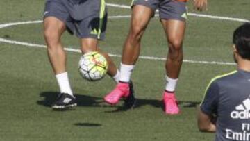 Danilo, en el entrenamiento del Madrid.