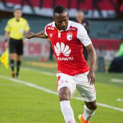 Valencia sufre fractura de peroné y estará fuera 4 meses