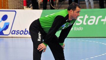 El Cangas recibe al Puerto de Sagunto en un duelo a 'muerte'