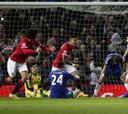 Van Persie frustra en el 93' otro golpe de autoridad de Chelsea