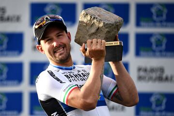 Ciclista profesional italiano desde 2012. En 2019, logró la plata en el Campeonato de Italia en Ruta y en 2020, el bronce. Fue en 2021, cuando consiguió el oro en esta modalidad, además de ser el vencedor del Campeonato Europeo en Ruta.