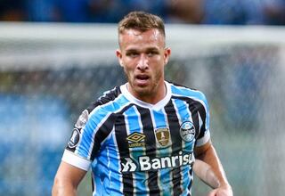 Arthur Melo eclipsa el Brasileirão