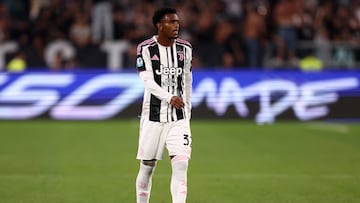 ALLIANZ STADIUM, TORINO, ITALY - 2025/09/13: Juan David Cabal of Juventus Fc looks on during the Serie A football match between Juventus Fc and FC Internazionale. Juventus Fc wins 4-3 over Fc Internazionale. (Photo by Marco Canoniero/LightRocket via Getty Images)