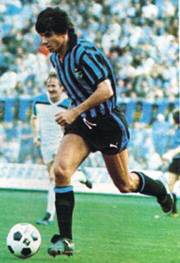 Máximo goleador del Inter de Milán en la Serie A en dos temporadas 78/79 con 11 goles empatado con Alessandro Altobelli y en la Temporada 76/77 con  9 goles en 24 temporadas 