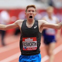 Bosworth, récord mundial de la milla a marcha; Gª Carrera, 2º