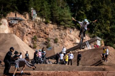 Audi Nines MTB - Las reinas del Gnar.