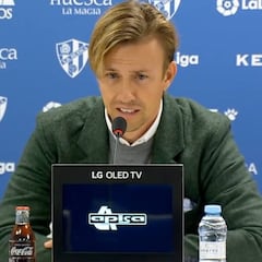 ¿Se preguntaban cómo sería la primera 'rajada' de Guti contra un árbitro? Aquí tienen la respuesta