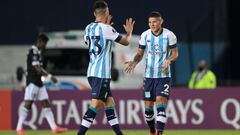 Racing aprovechó su momento y venció a Sporting Cristal con uno menos