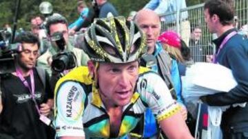 <b>MALA SEÑAL. </b>Lance Armstrong fue el único favorito descolgado.