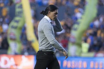 Los técnicos de Pumas que sufrieron contra Chivas