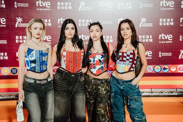 El grupo musical E’femme posa durante la alfombra naranja del Benidorm Fest, en el Benidorm Palace, a 28 de enero de 2024, en Benidorm, Alicante, Comunidad Valenciana (España). El Benidorm Fest 2024 se trata de la tercera edición del certamen de RTVE en el que se selecciona la canción que representará a España en el Festival de la Canción de Eurovisión 2024. La final se celebrará el próximo 3 de febrero de 2024 en el Palacio de Deportes L'Illa de Benidorm, contando con dos semifinales previas llevadas a cabo en la misma sede los días 30 de enero y 1 de febrero. Los presentadores de esta edición son Ruth Lorenzo, Marc Calderó y Ana Prada.
29 ENERO 2024;PHOTOCALL;ALFOMBRA;
Roberto Plaza / Europa Press
29/01/2024