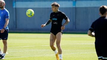 10/05/22 ENTRENAMIENTO DEL MALAGA 
BRANDON THOMAS