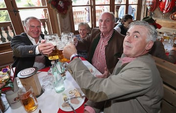 James con el Bayern Múnich, presentes en el Oktoberfest