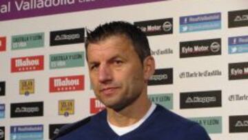 El entrenador del Valladolid, Miroslav Djukic, en sala de prensa.