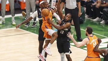 Missed shots, turnovers, and all the highlights from the first quarter of game 6 - the Bucks lead the Suns 29-16 at the end of the first quarter.  
 