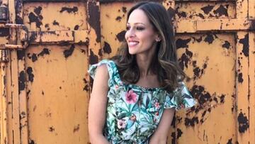 Eva Gonz¨¢lez deslumbra en Instagram posando natural, con sus "manchas y arrugas"