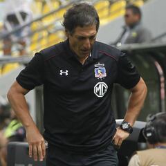 Mario Salas sufre con el peor inicio de un DT albo en 56 años
