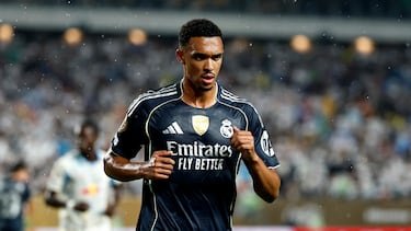 Trent Alexander-Arnold em campo pelo Real Madrid
