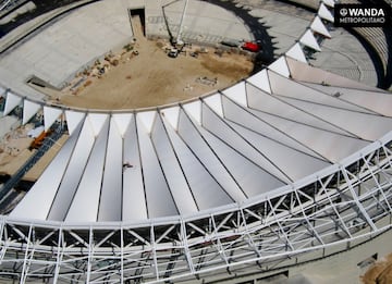 Obras en el Wanda Metropolitano: la cubierta ya está terminada