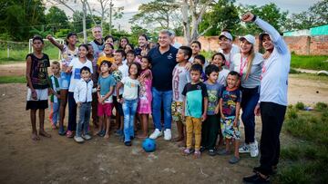 Presidente de Barcelona, Joan Laporta, visita Colombia.