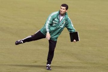 El 'Chepo' llegó al banquillo Tricolor en 2011 con la esperanza de llegar a Brasil 2014; al final, no fue así. En total dirigió 47 partidos, ganó 27, empató 12 y perdió 8, lo que da una efectividad del 65.96%.