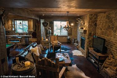 50 000 dólares para recrear una posada de Skyrim en un sotano