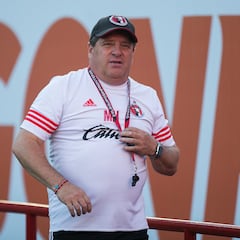 ‘Piojo’ Herrera: “Los mexicanos damos resultados, no tienen  que estarle buscando por otro lado”