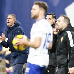 Gaizka Garitano entra con buen pie en la historia del Cádiz