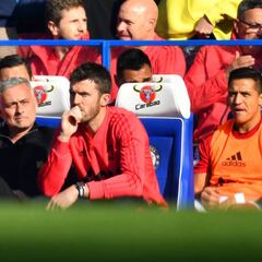 Mourinho 'corta' a Alexis y lo deja fuera de la Champions ante Juve