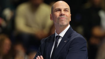 BELGRADE (Serbia), 14/01/2026.- Partizan's head coach Joan Penarroya looks on during the Euroleague basketball match between Partizan Belgrade and Olympiacos Piraeus in Belgrade, Serbia, 14 January 2026. (Baloncesto, Euroliga, Belgrado, Pireo) EFE/EPA/ANDREJ CUKIC