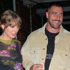 El apasionado beso entre Taylor Swift y Travis Kelce