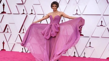El curioso cambio de 'look' con el que Halle Berry ha causado sensaci車n en los Oscar