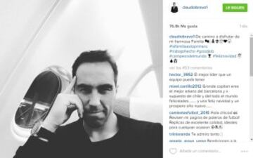 Antes de recibir el premio de Mejor de los Mejores, Claudio Bravo publicó esta foto en el avión rumbo a Chile para pasar las fiestas de fin de año.