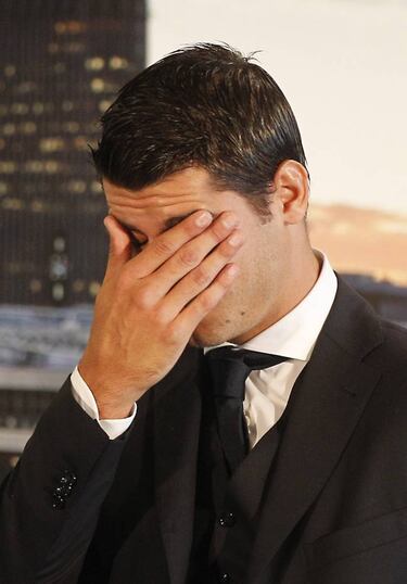 Alvaro Morata presented to Real Madrid fans at the Bernabeu