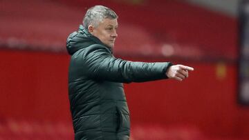 Solskjaer enseña la salida a seis jugadores en invierno