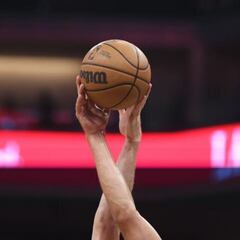 Apuestas NBA 2023/24: Bucks y Celtics, en la cima de los pronósticos