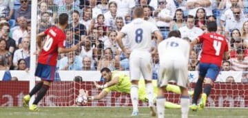 Kiko Casilla paró un penalti lanzado por Roberto Torres.