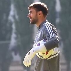 Caro se incorpora a los entrenamientos del Burgos