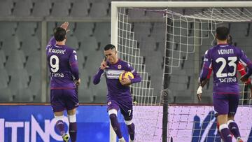 Fiorentina's Jose Callejon, center, celebrates after scoring his side's first goal during the Italian Serie A soccer match between Fiorentina and Sampdoria at the Artemio Franchi stadium in Firenze, Italy, Tuesday, Nov. 30, 2021. (Massimo Paolon