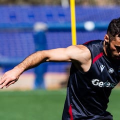 Saracchi se estrena con el grupo