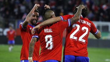 Chile buscará los tres puntos frente a un Paraguay con nuevo DT