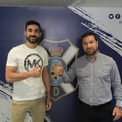 José León y el Tenerife seguirán juntos otro año