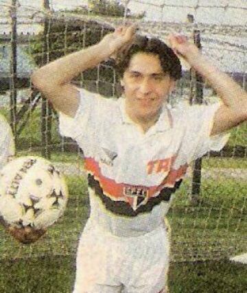 "Manolete" llegó sorpresivamente a Sao Paulo en 1994, pero nunca jugó. Regresó rápidamente a Chile.