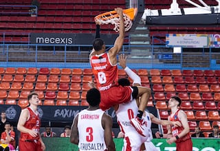 El Manresa vence a puerta cerrada y avanza en la EuroCup
