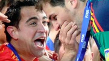 Iker y Xavi juegan su Clásico número 25 frente a frente