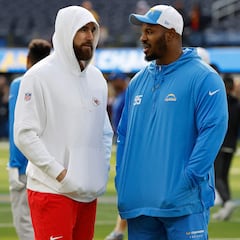 Why isn’t Travis Kelce playing for Chiefs against Chargers?