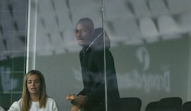 El Racing deja más dudas que certezas frente al Alavés B