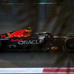 Pérez avisa en Abu Dhabi